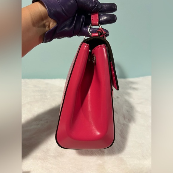 Louis Vuitton EUC Cluny BB in Hot Pink Epi Leather Crossbody/ Top Handle - Picture 5 of 13